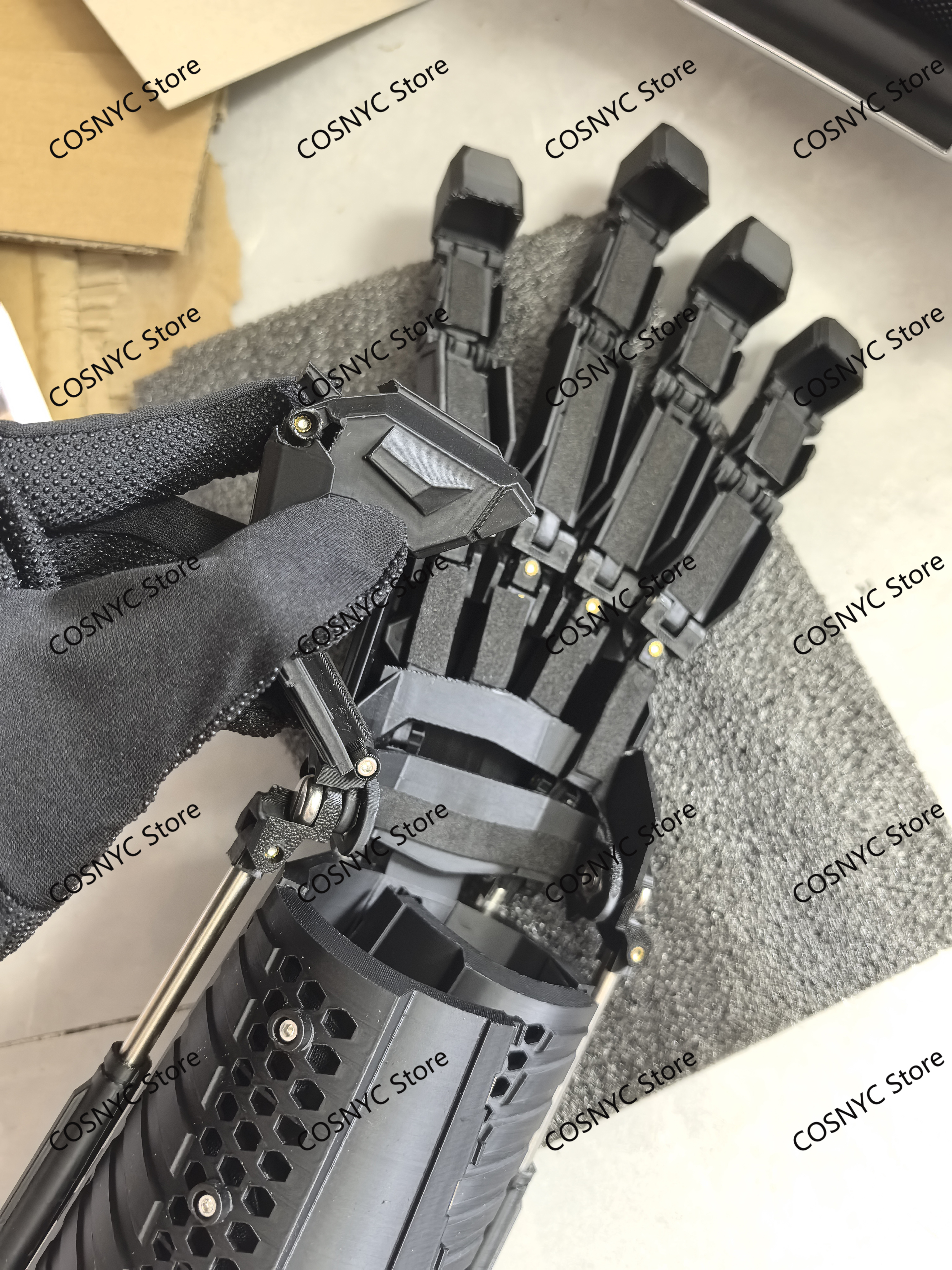 Wearable Machinery Gauntlet Cy – Cosplay Prop 3D Print Bewertung und Preis